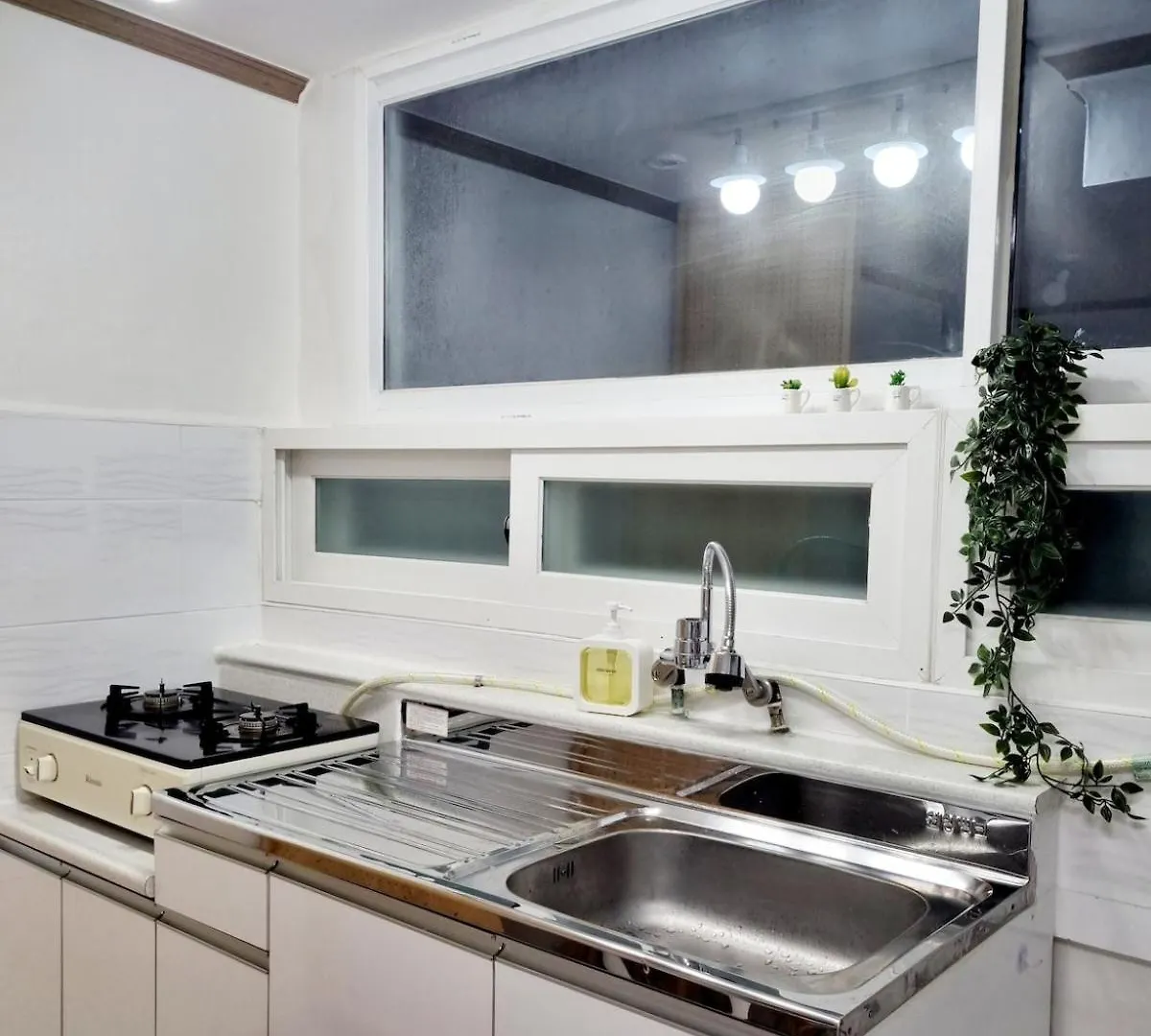 6 Minutes To Hongdae Street ,3 Minutes To Sangsu Station, 3 Minutes To Cafe Street, Hangang, Hongdae Walk #Good Location Seul Appartamento